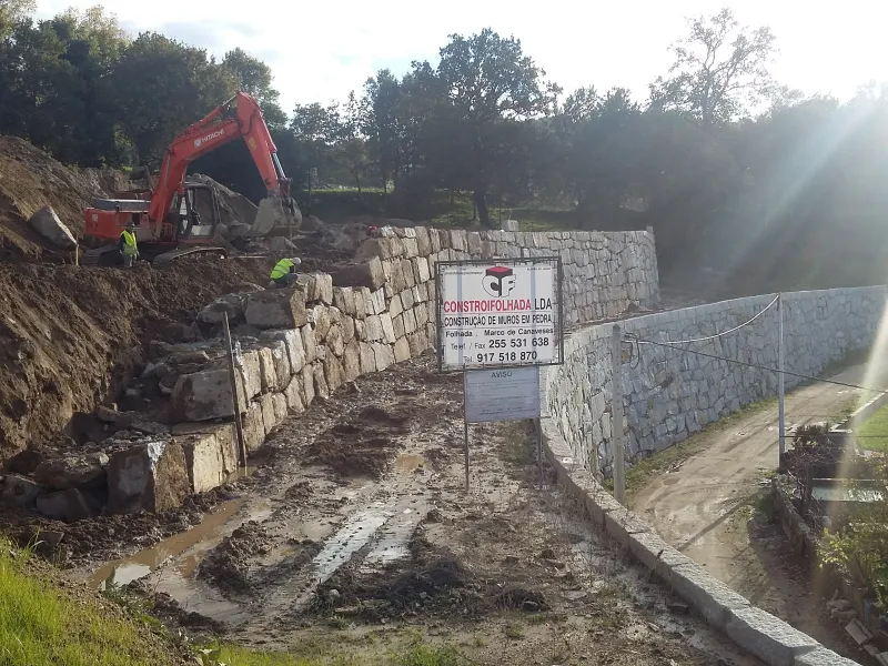 Muros Mercadona Penafiel