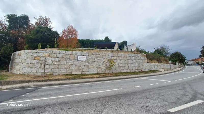 Muro para o Convento de Avessadas